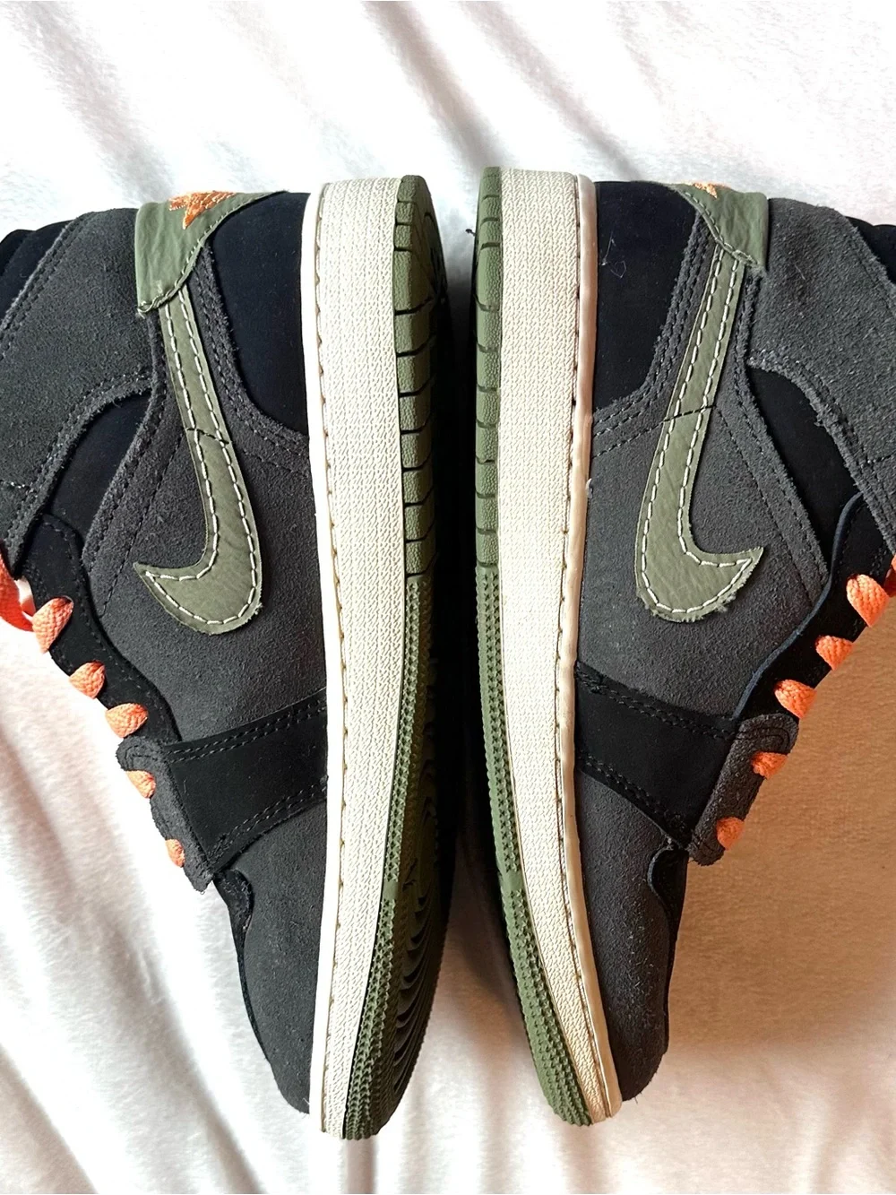 Nike Air Jordan 1 Mid SE Craft (GS) Shoes 4Y Youth Anthracite Olive FD5847-003